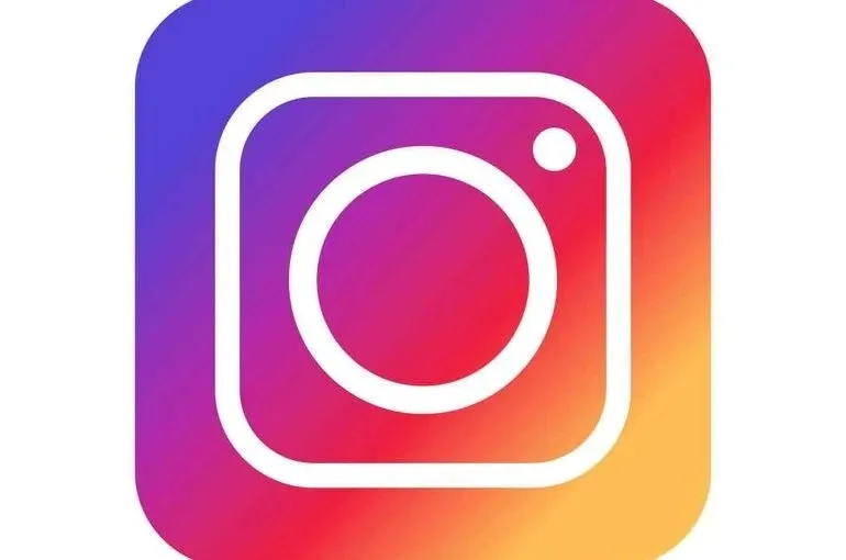 instagramのお知らせ